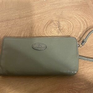 Coach Olive Leather Wristlet